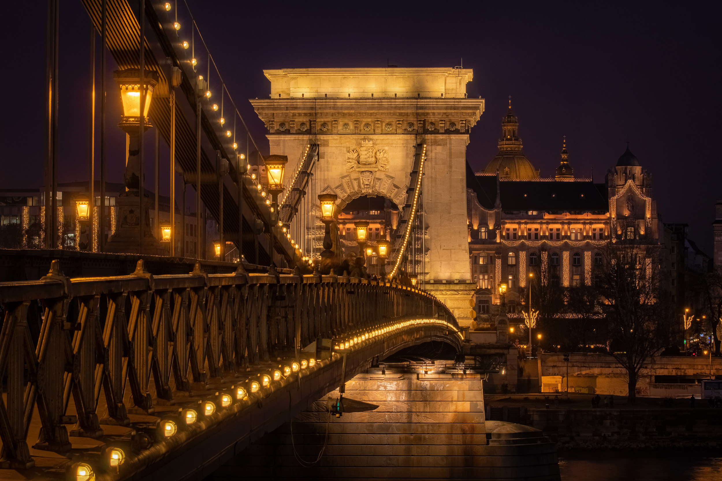 The Szechenyi Chain Bridge (Budapest, Hungary) at winter night