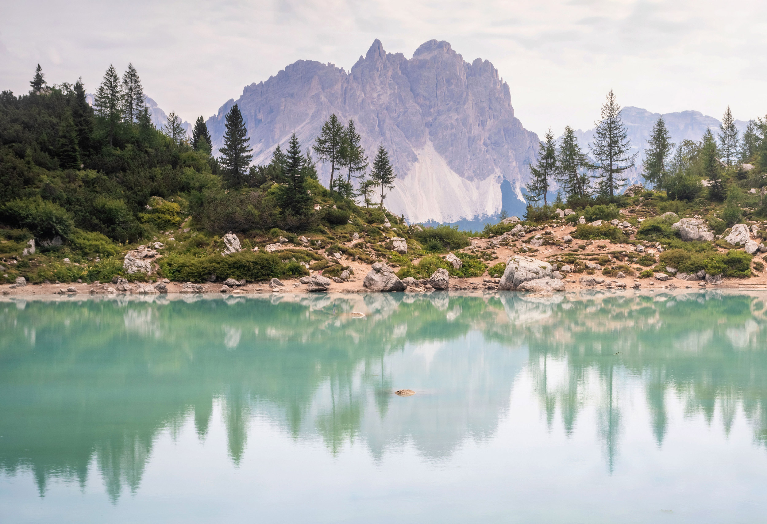Beautiful Lake Sorapis (Lago di Sorapis) in Dolomites, popular t